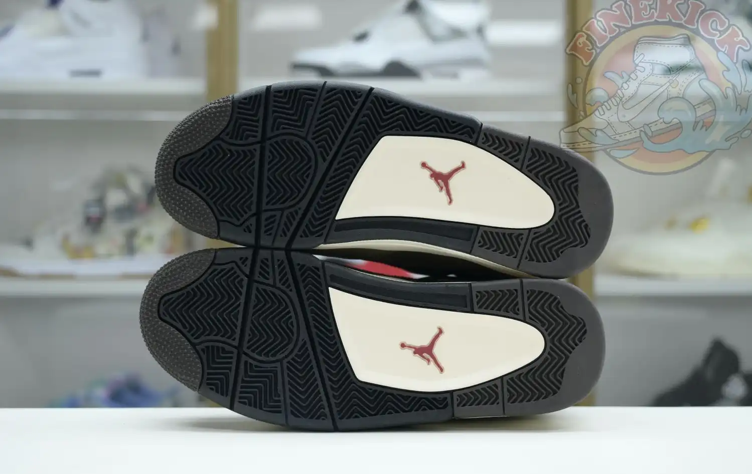 AIR JORDAN 4 RETRO COLOR