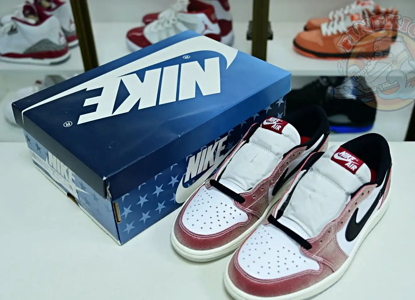 Trophy Room x Jordan Air Jordan1 Low OG