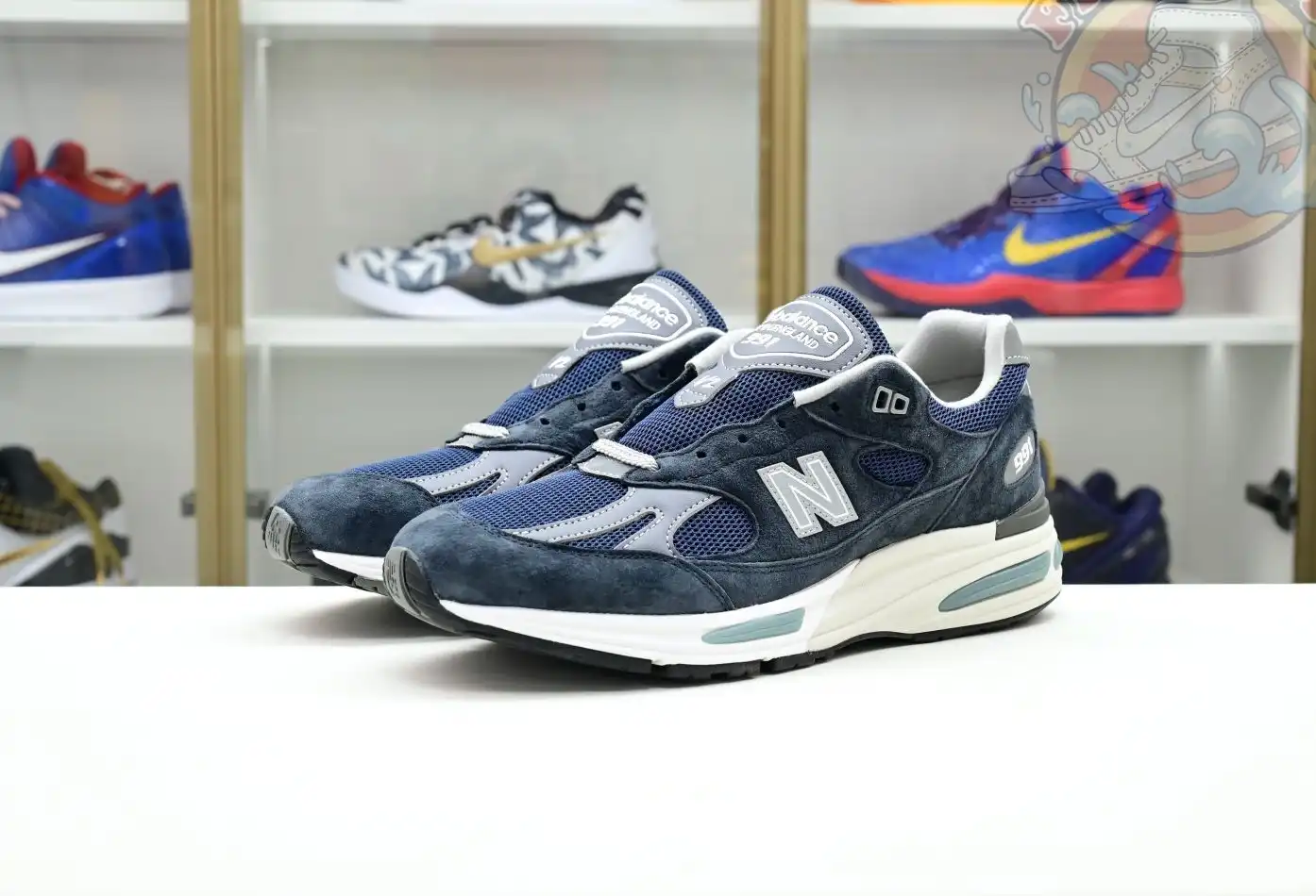 hype New Balance NB 991v2