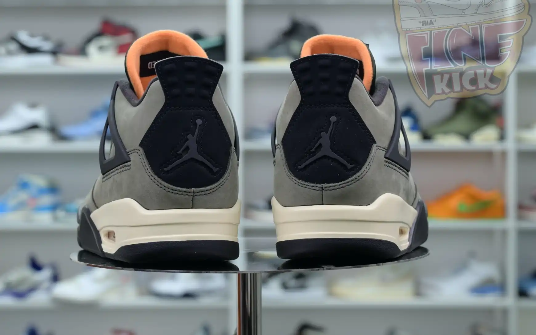 UNDEFEATED x Jordan Air Jordan 4 Retro UNDFTD