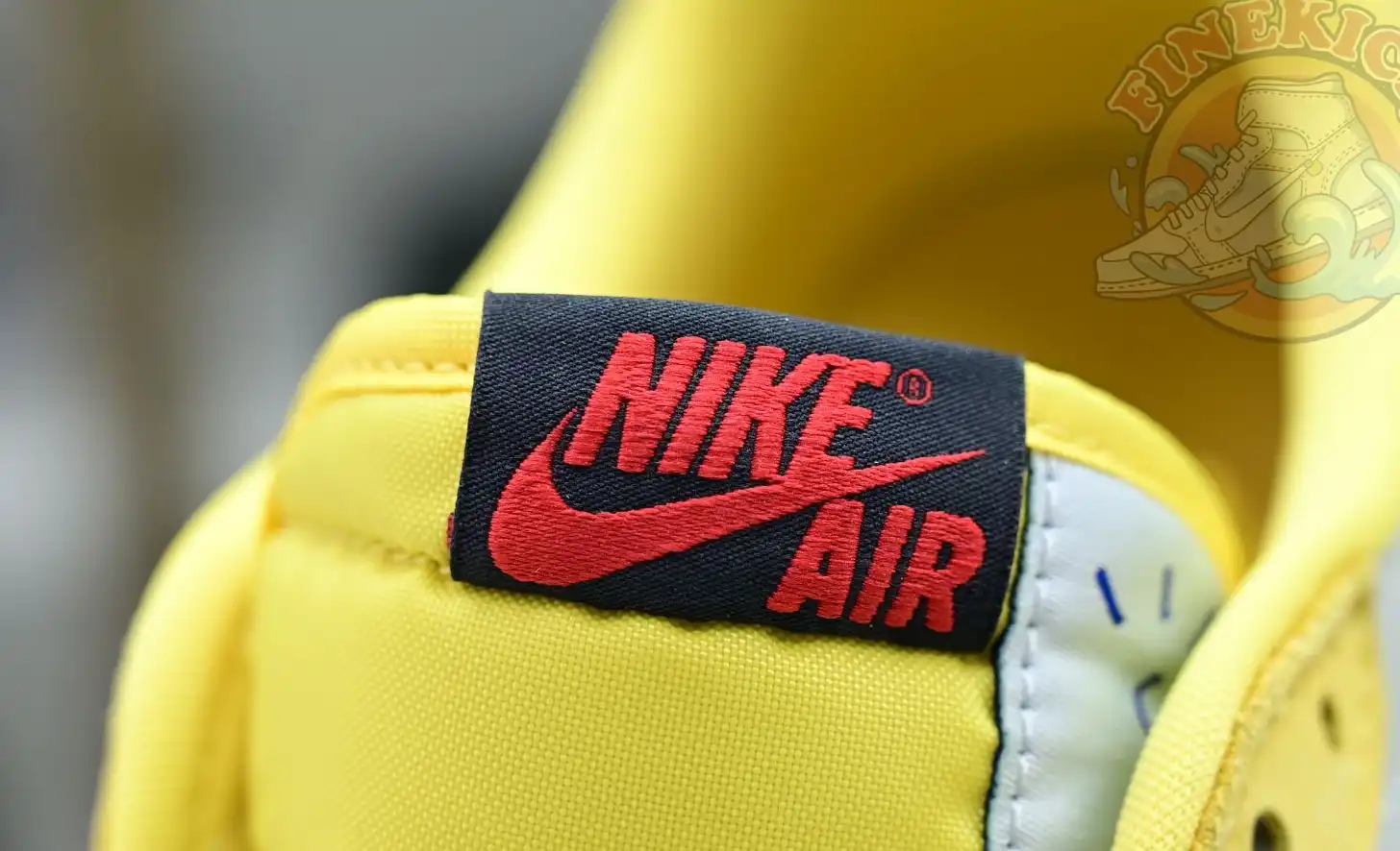 Travis Scott x Jordan Air Jordan 1Low Canary