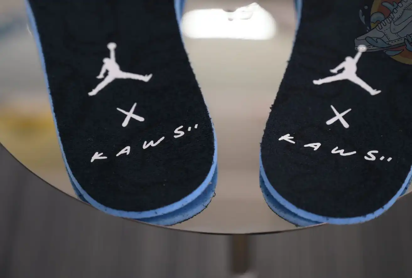 Jordan Air Jordan 4 kaws black