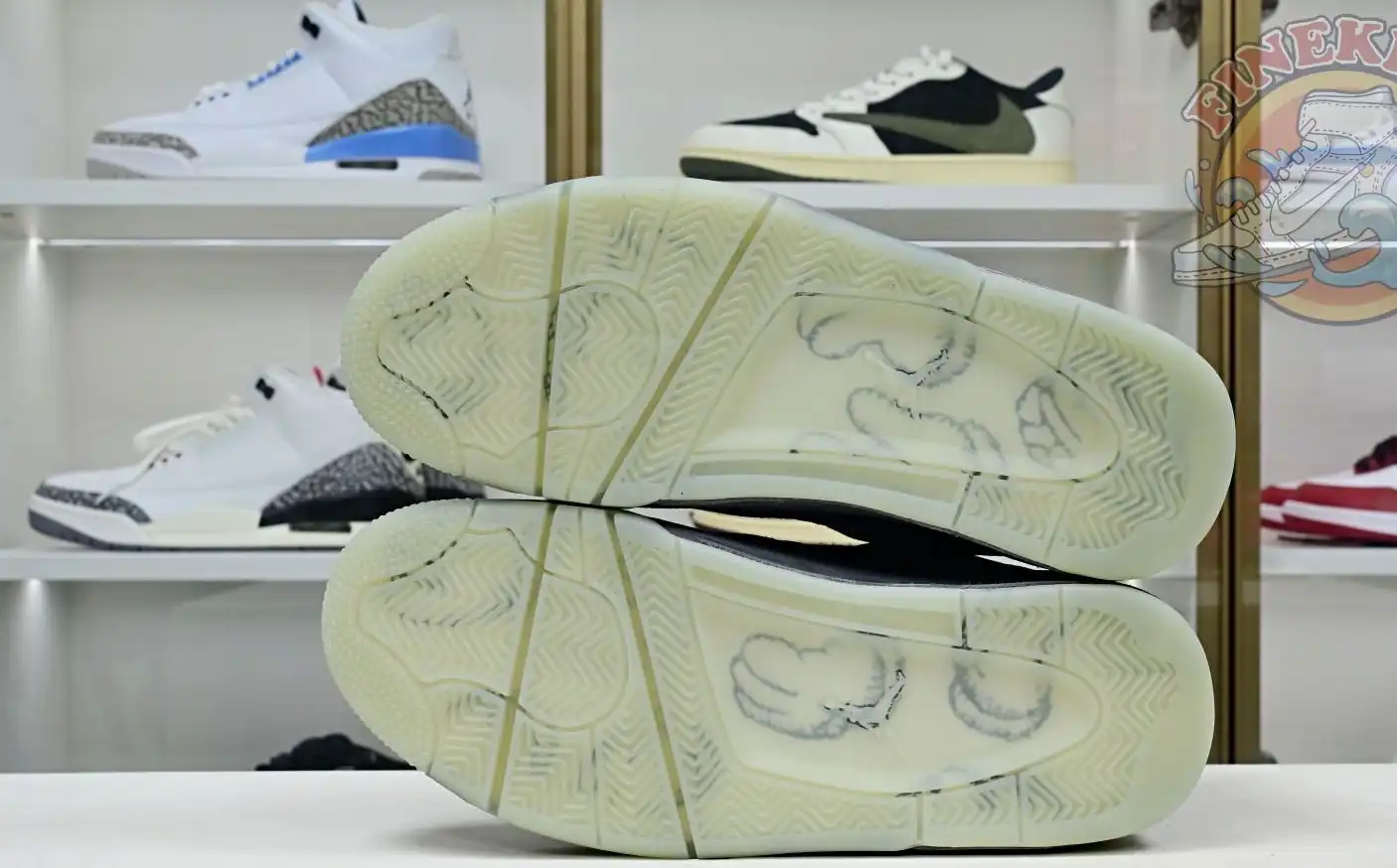 Jordan Air Jordan 4 retro kaws