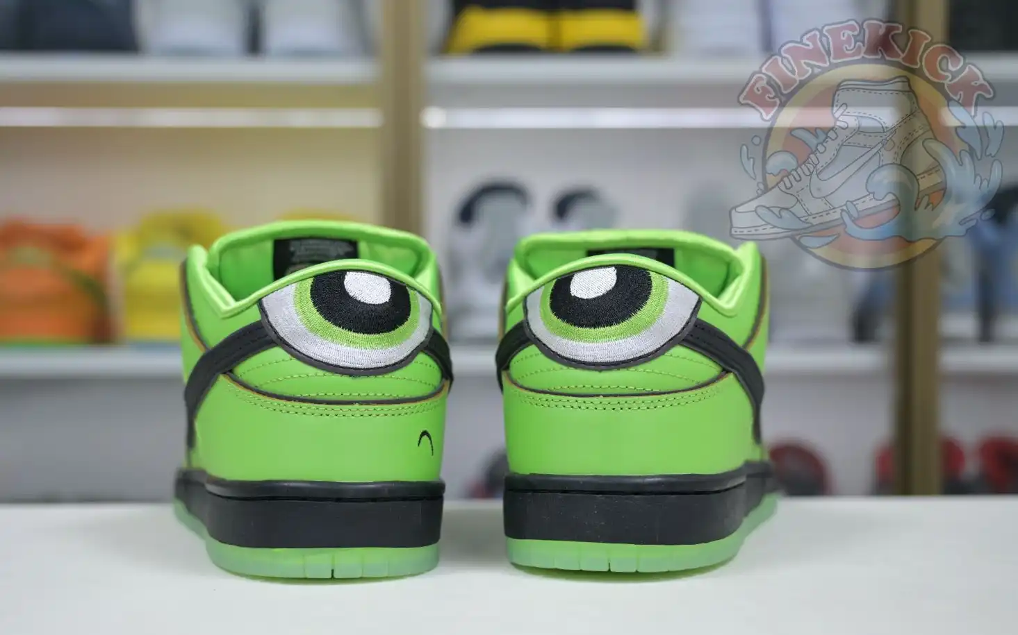 hype The Powerpuff Girls x Nike Dunk SB Low