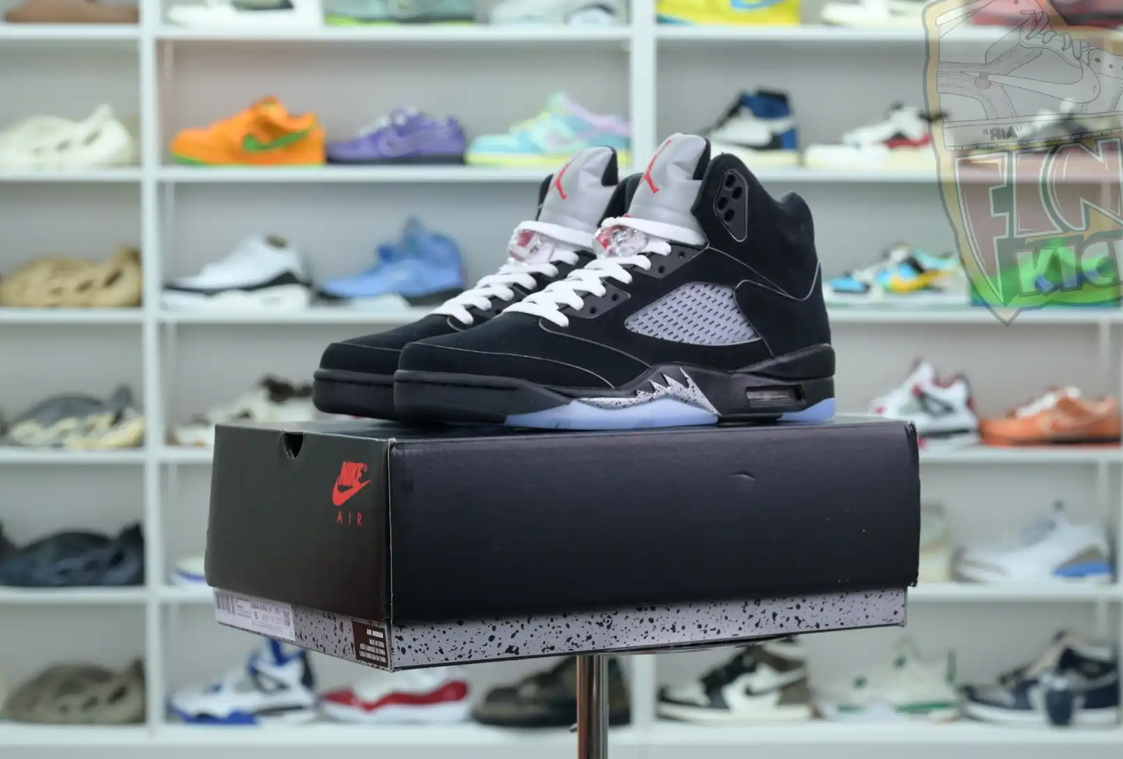 Jordan Air Jordan 5“BLACK METALLIC REIMAGINED”