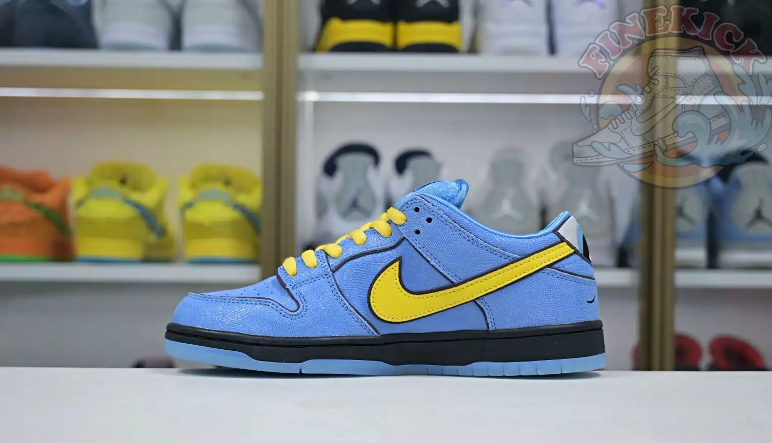 hype The Powerpuff Girls x Nike Dunk SB Low