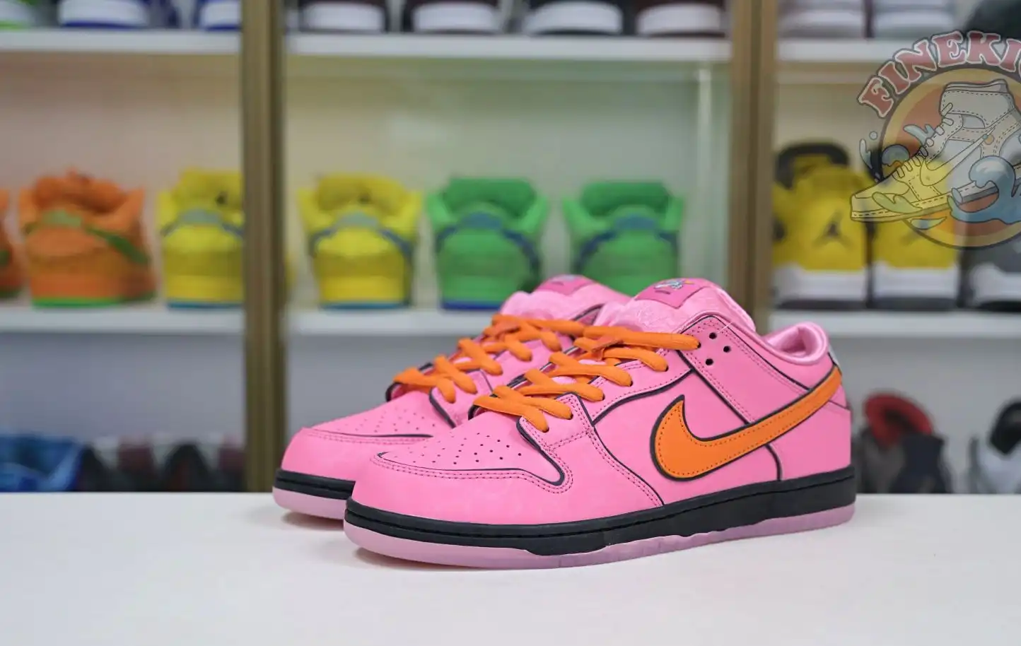 hype The Powerpuff Girls x Nike Dunk SB Low