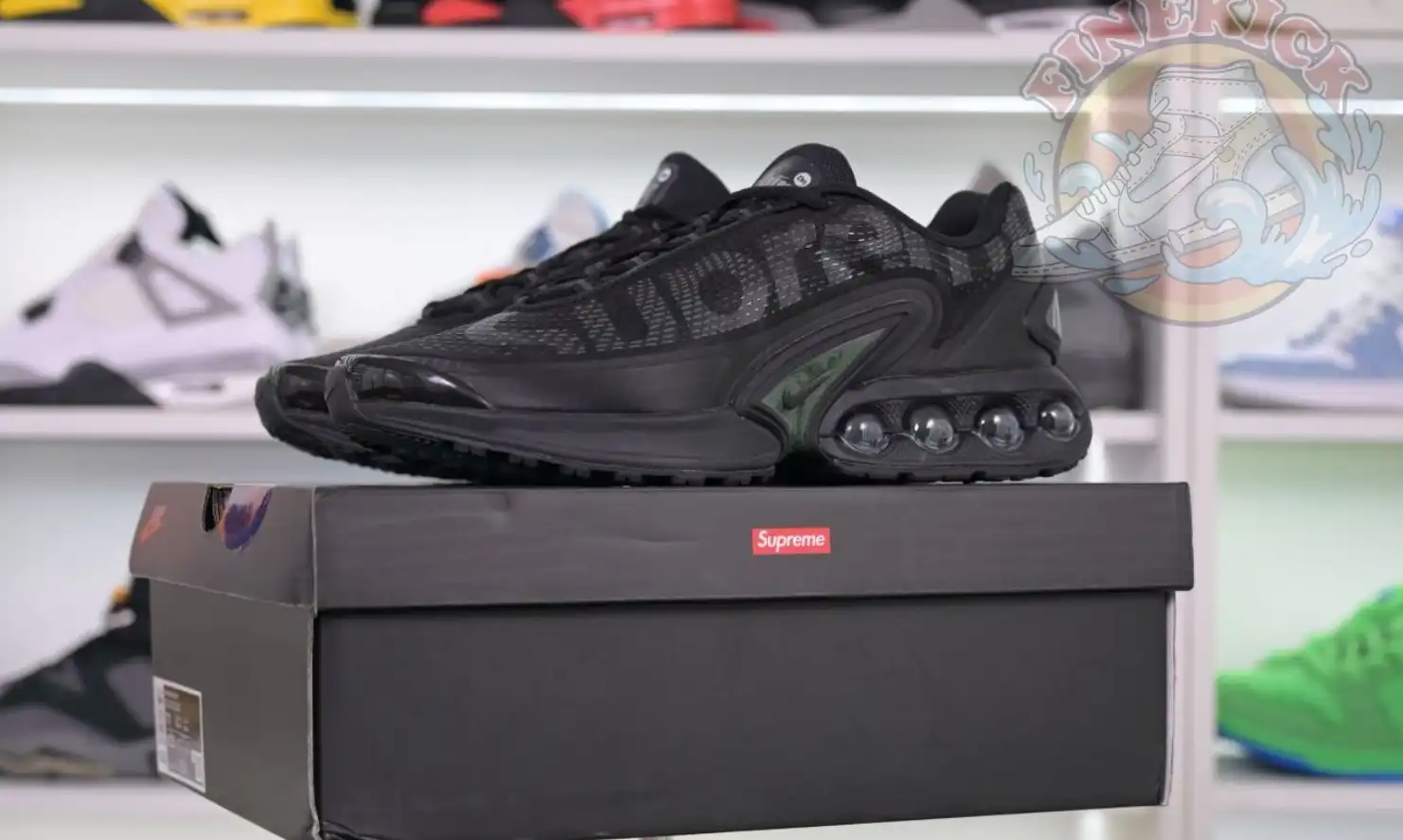 hype Supreme x Nike Air Max Dn