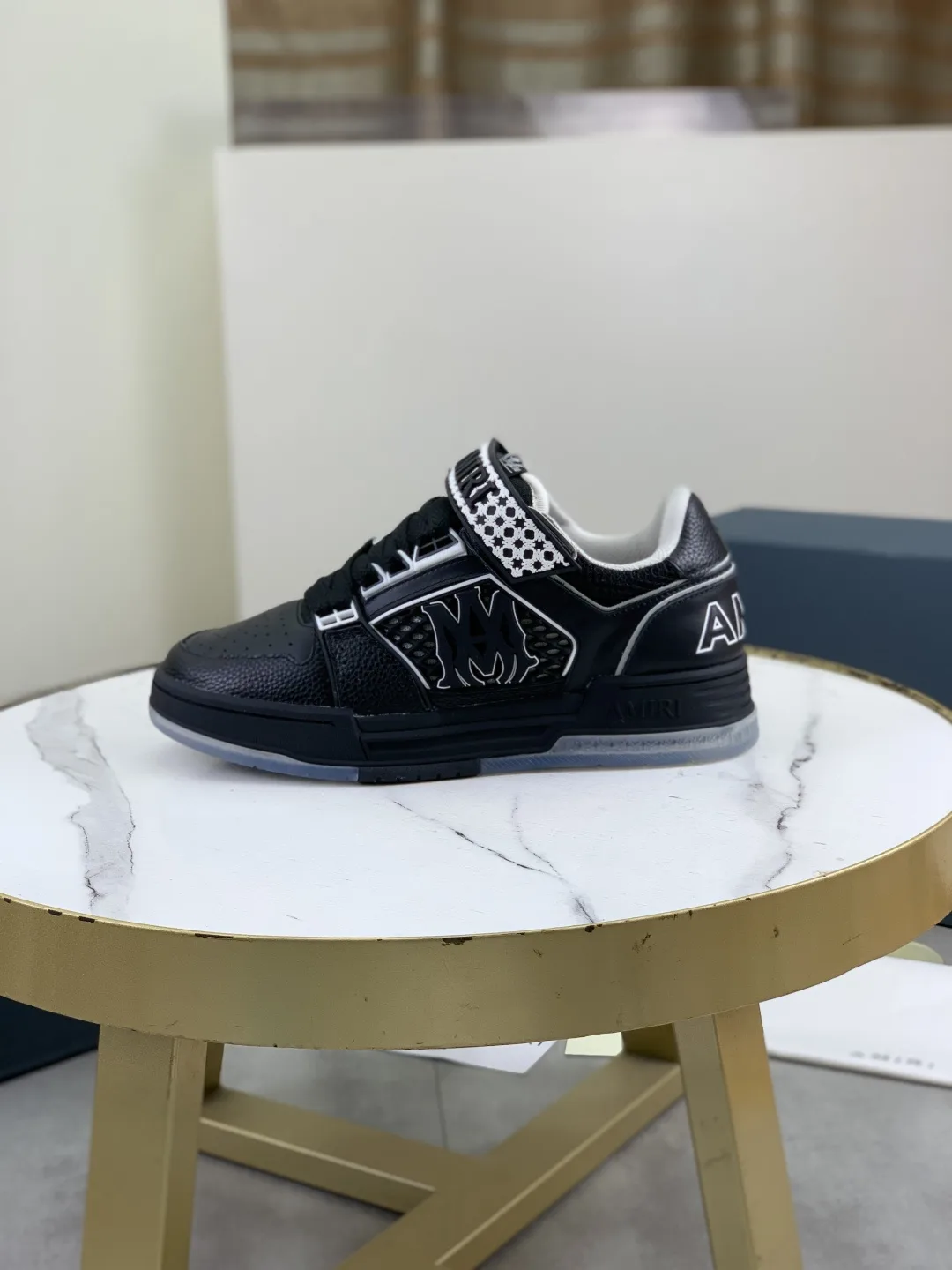 Ami  Shoes Breathable 6040