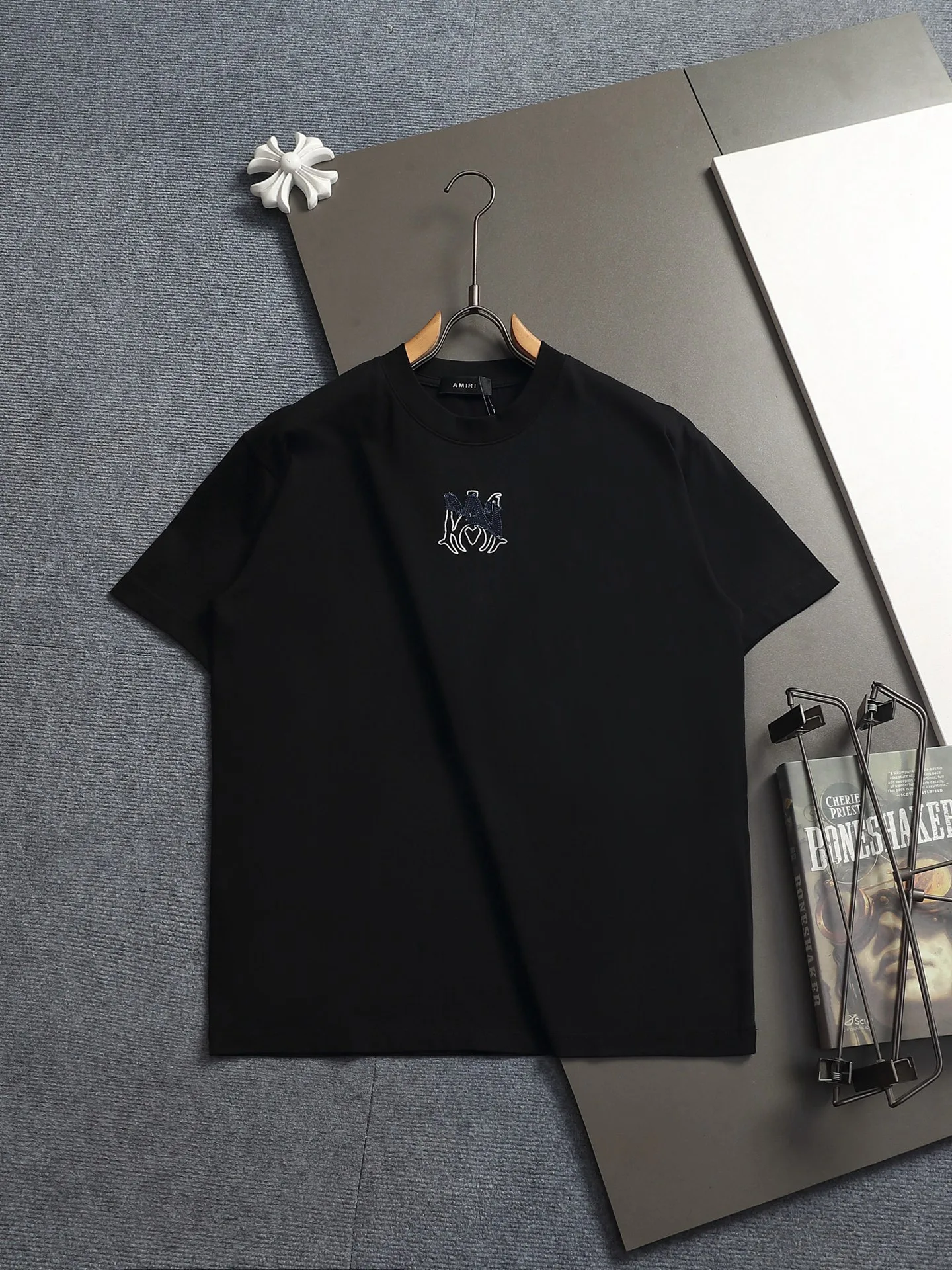 Ami Short Sleeves Sleek 6092
