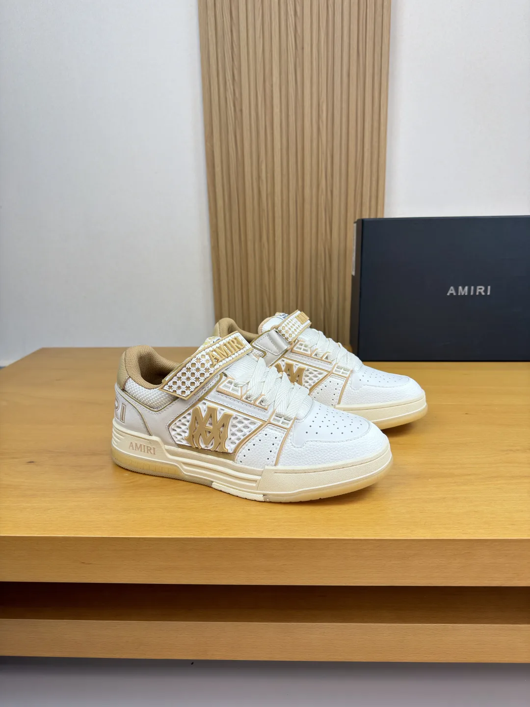 Ami Sneakers WellDesigned 6113