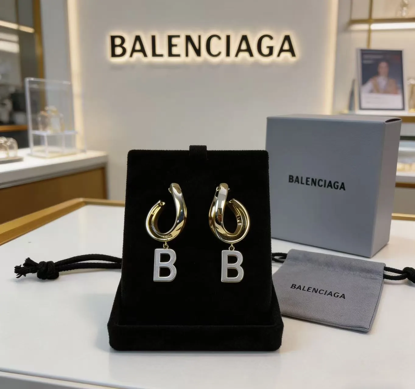 Balenciaga Earrings TechFriendly 4274