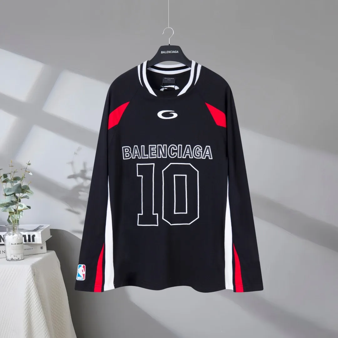 Balenciaga Long Sleeves Sporty 4300