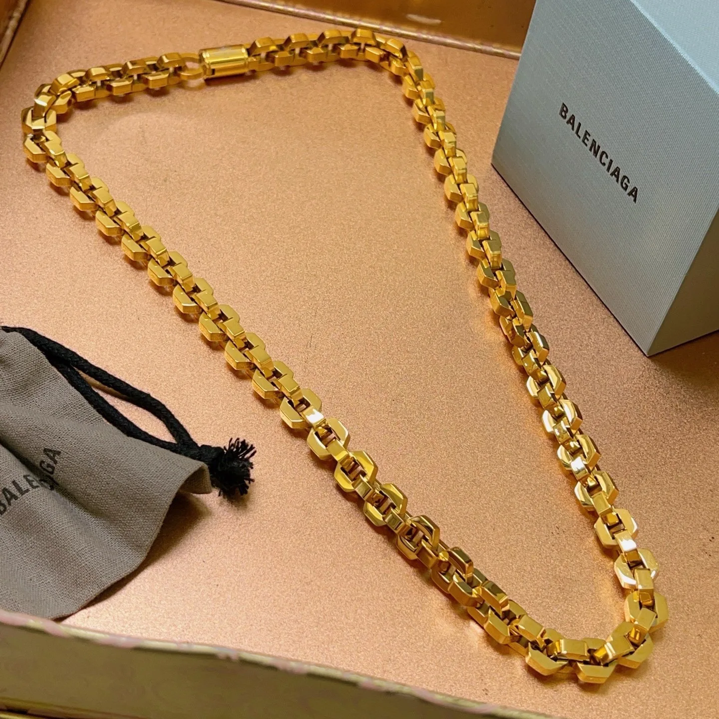 Balenciaga Necklace Popular 4314