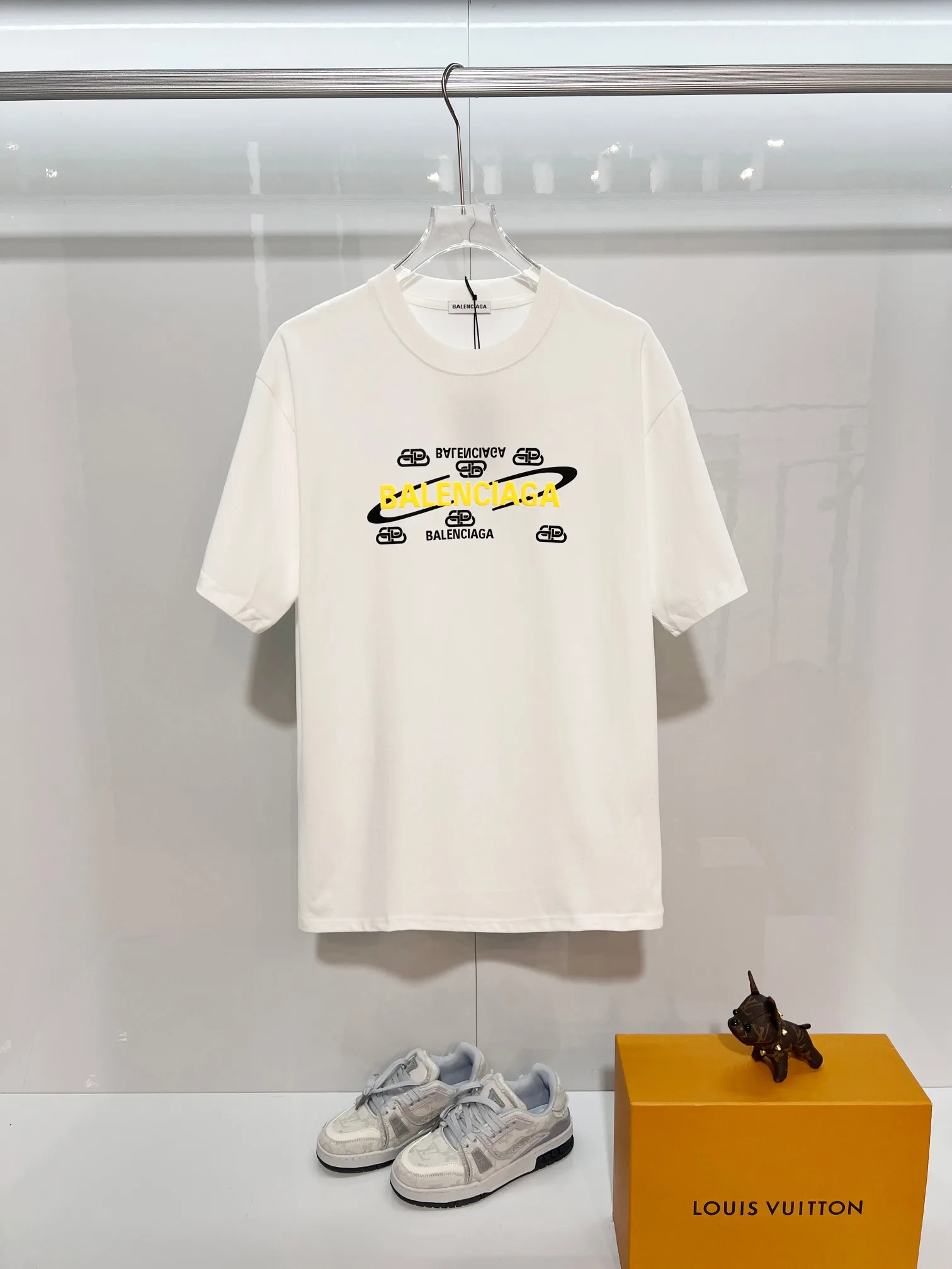 Trendy Balenciaga Short Sleeves 4447