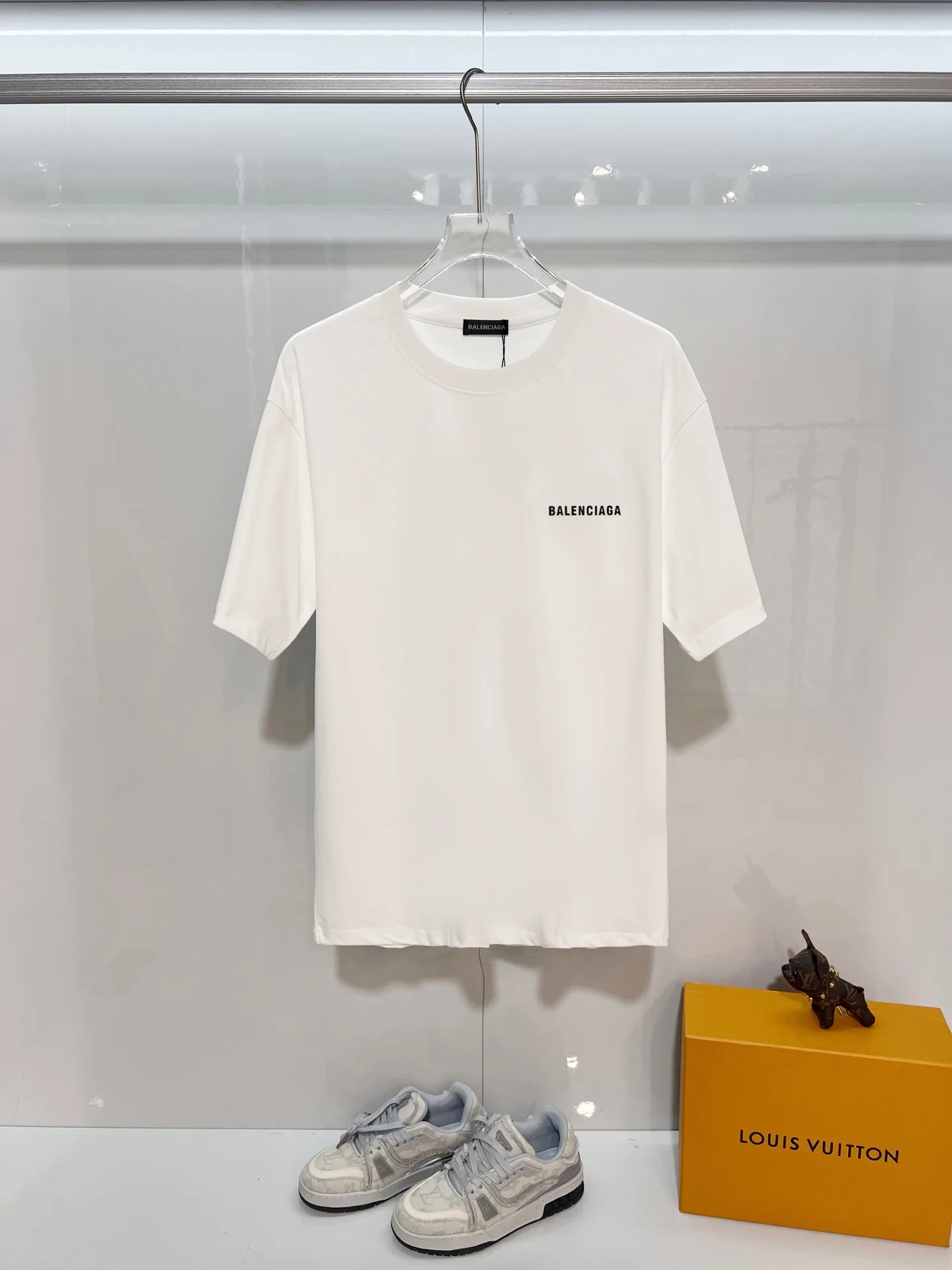 WrinkleFree Balenciaga Short Sleeves 4435