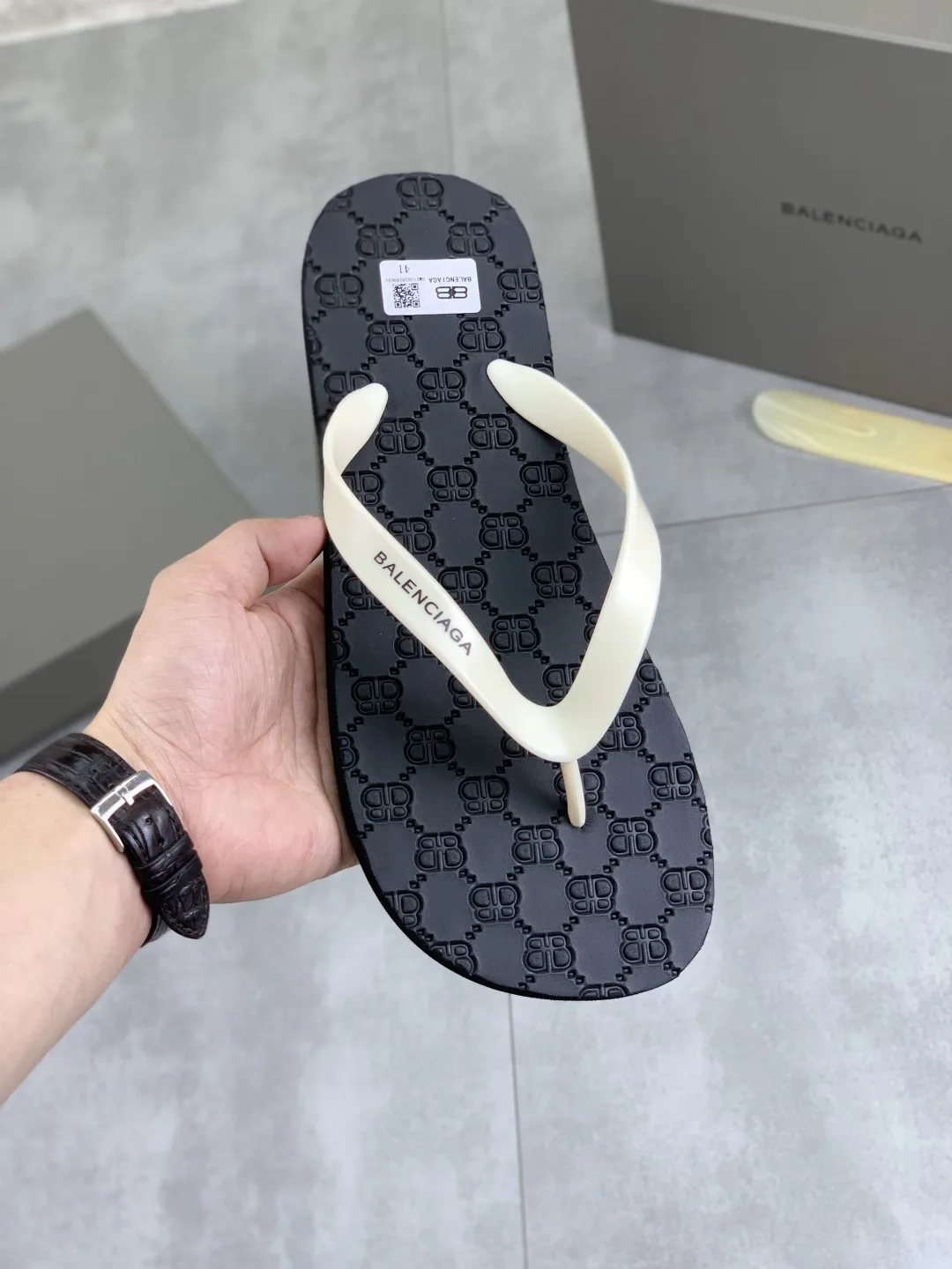 Balenciaga Slippers Effortless 4504