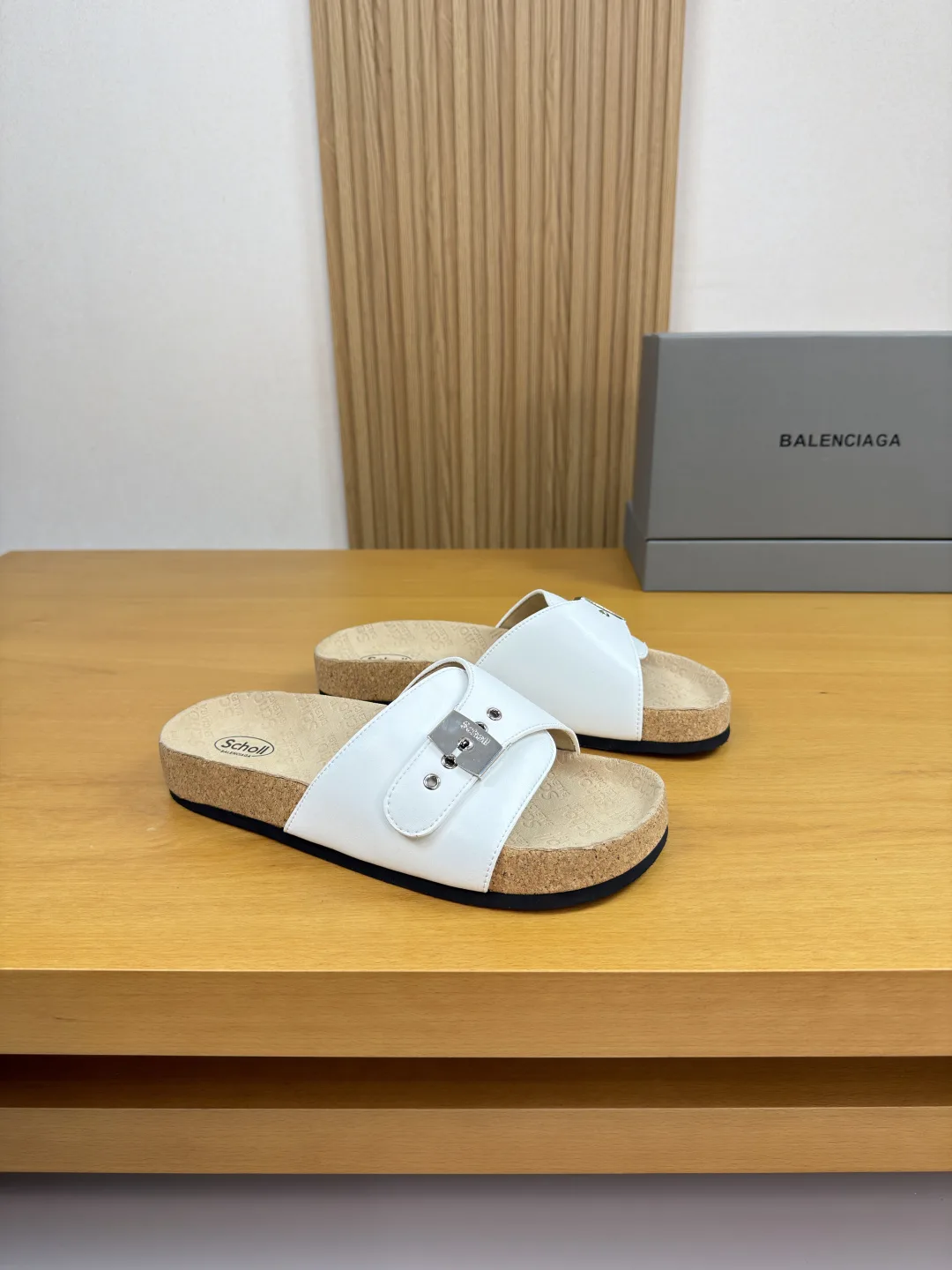 Breathable Balenciaga Slippers 4508