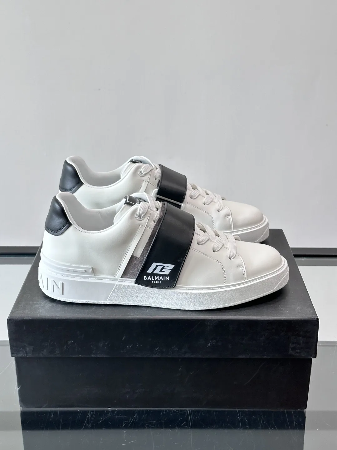 SportInspired Balmain Sneakers 7476