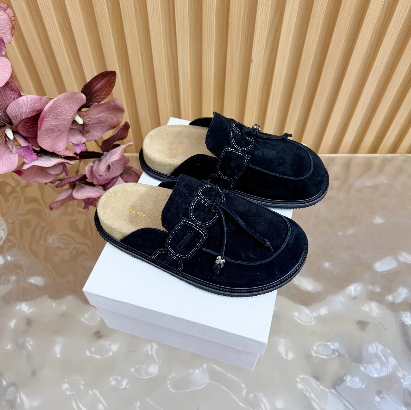 Resilient Birken Slippers 7573