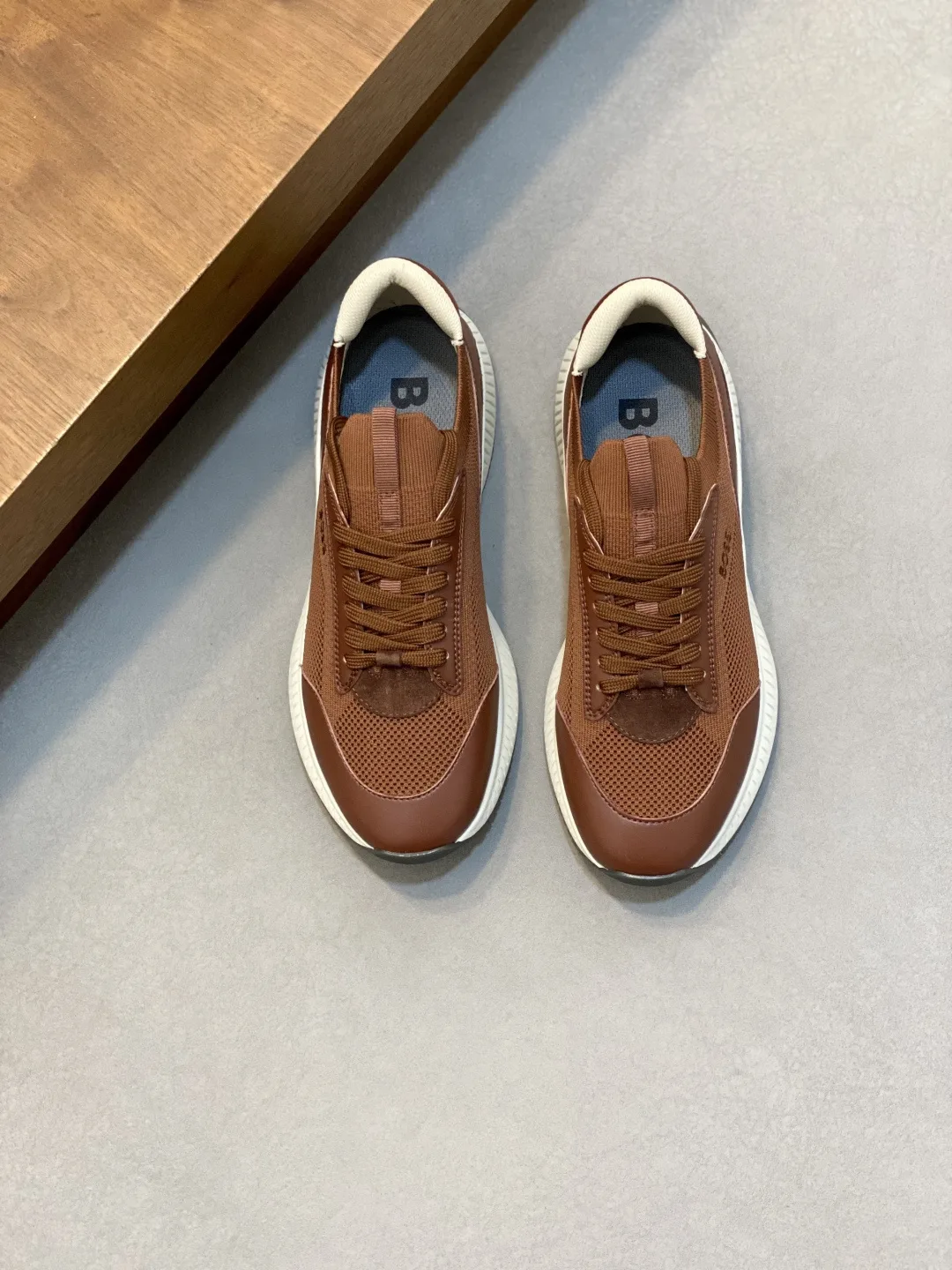Reliable Boss Sneakers 6413