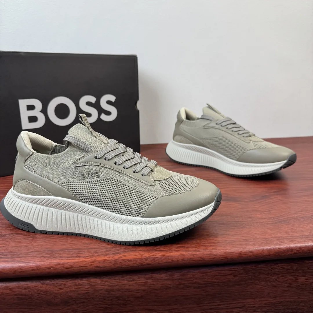 WellDesigned Boss Sneakers 6410