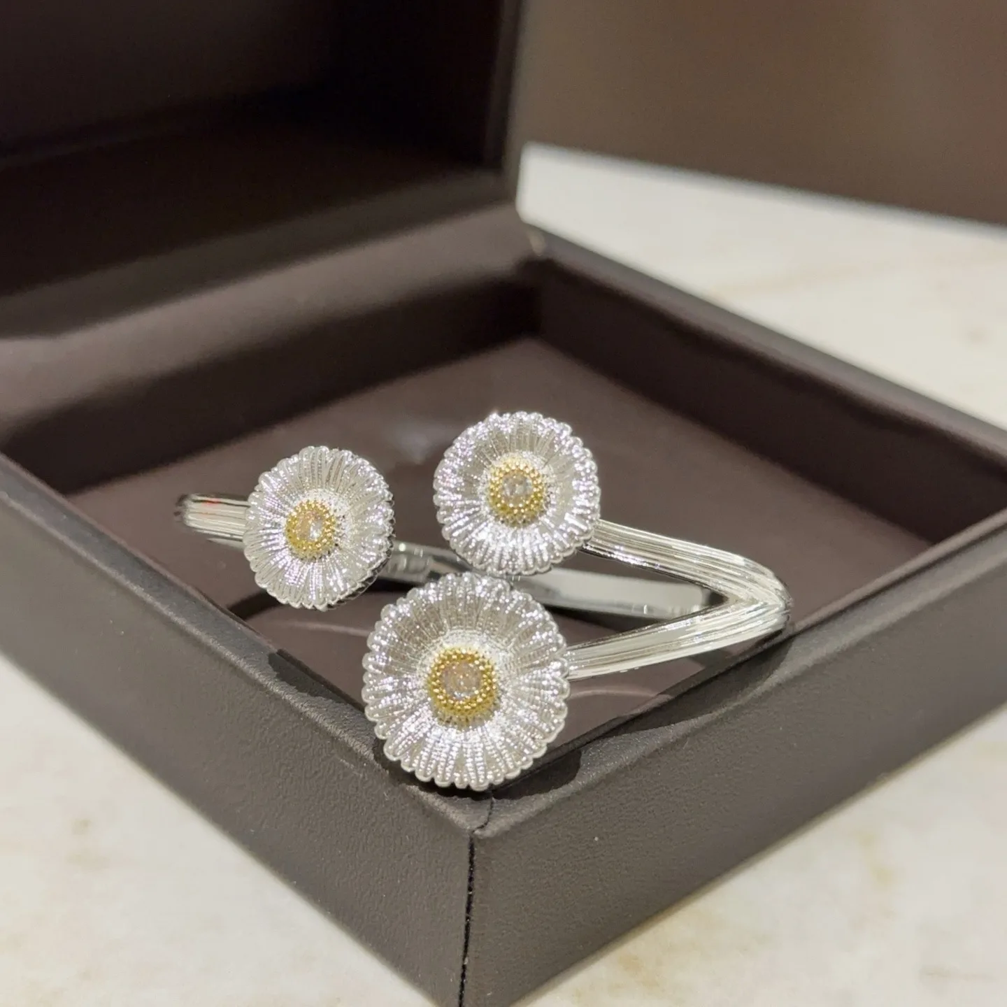 Durable Buccellati Bracelet 7742