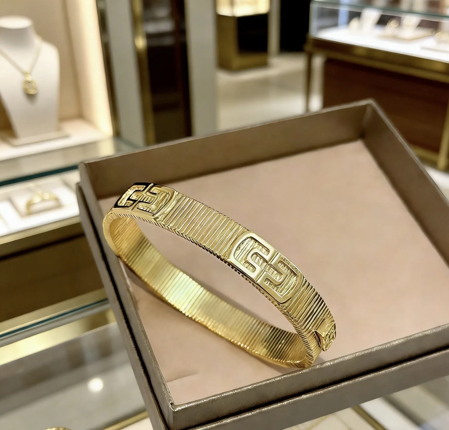 Affordable Bulgari Bracelet 7166