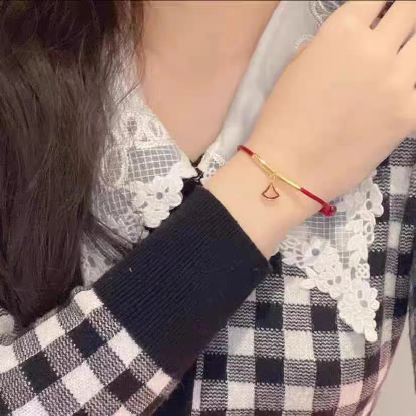 Elegant Bvlgari Bracelet 5057