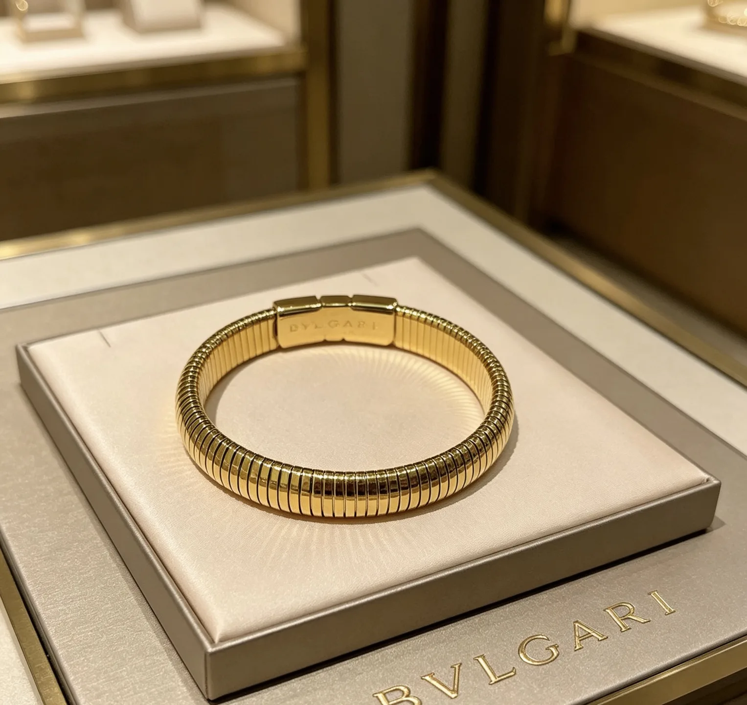 Bvlgari Bracelet Refined 5041
