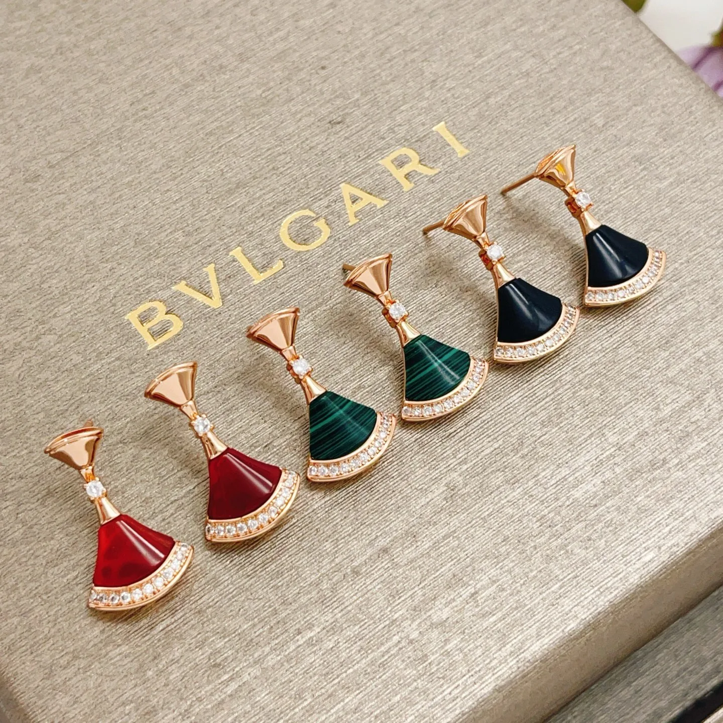 TopPick Bvlgari Earrings 5086