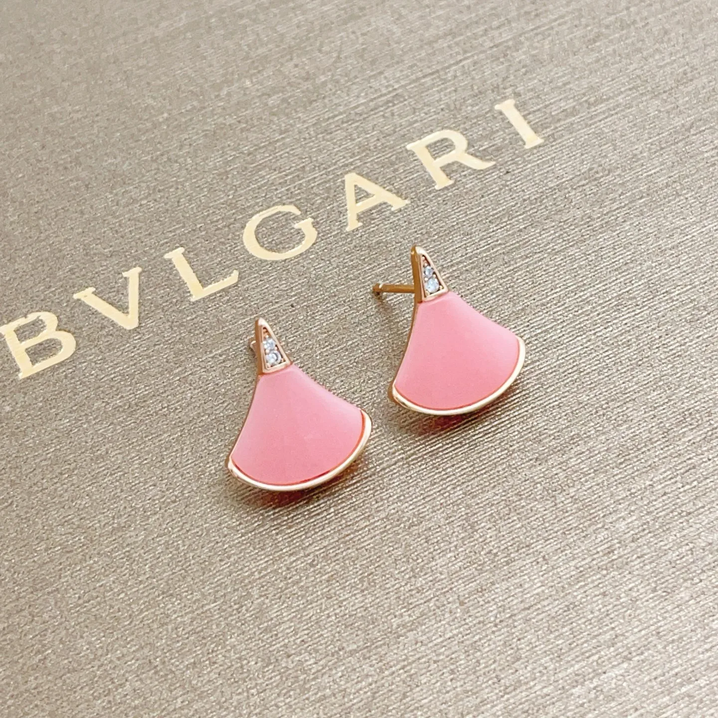 Bvlgari Earrings Efficient 5088