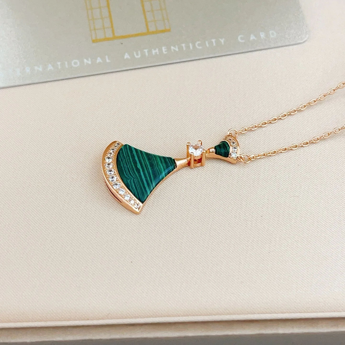 Bvlgari Necklace Modern 5194