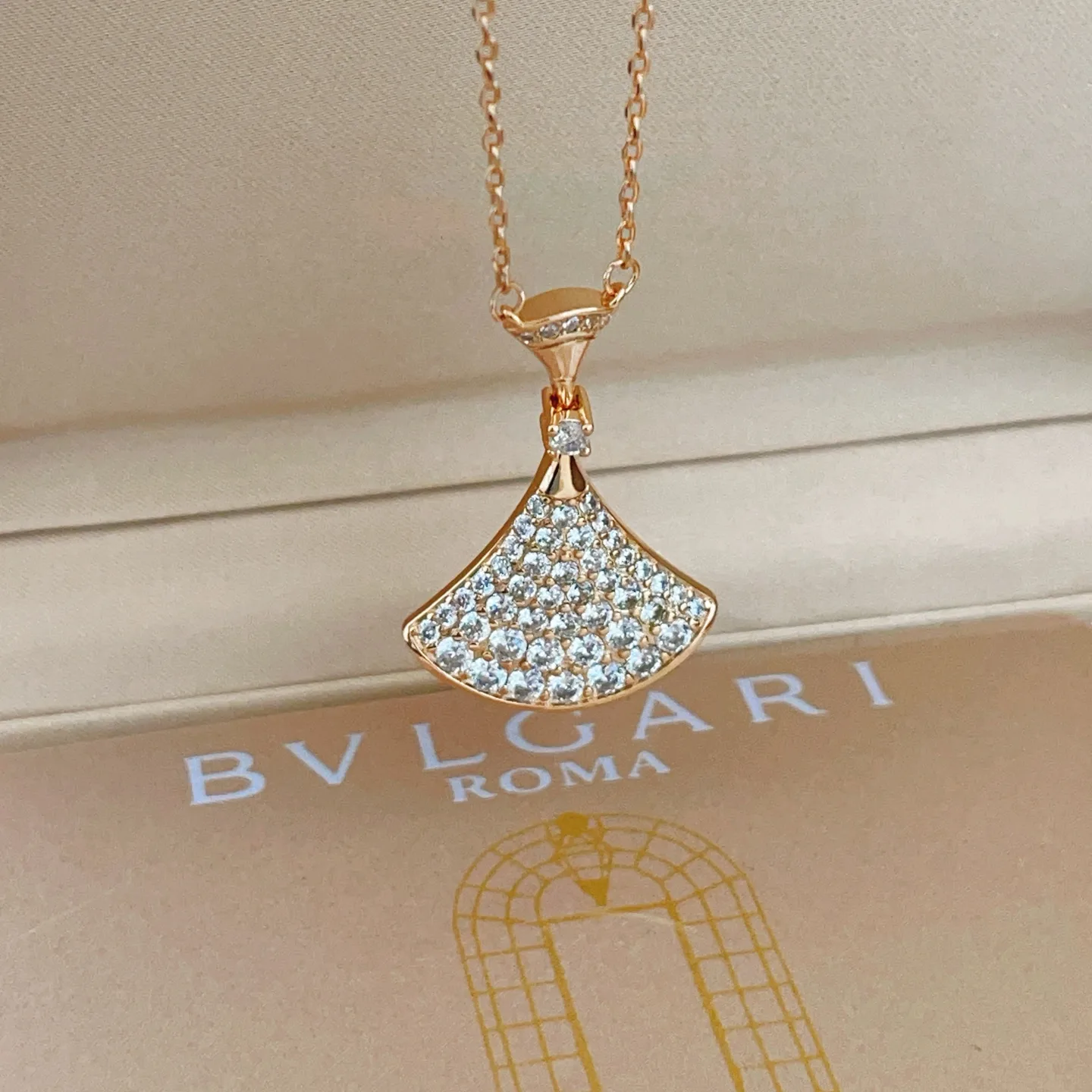 Trendy Bvlgari Necklace 5195