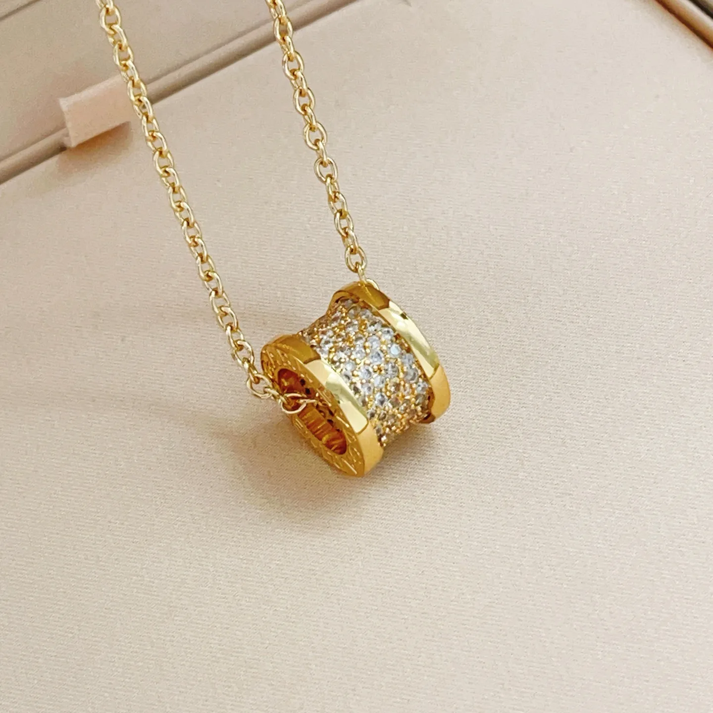 Practical Bvlgari Necklace 5176