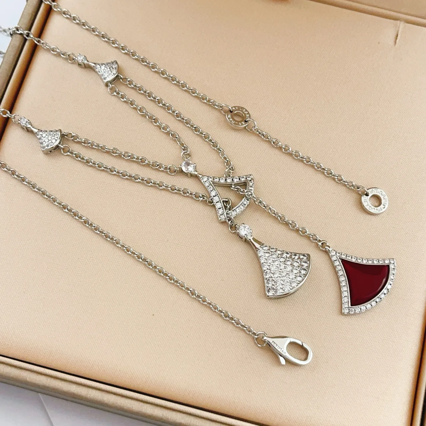 SmoothTexture Bvlgari Necklace 5108