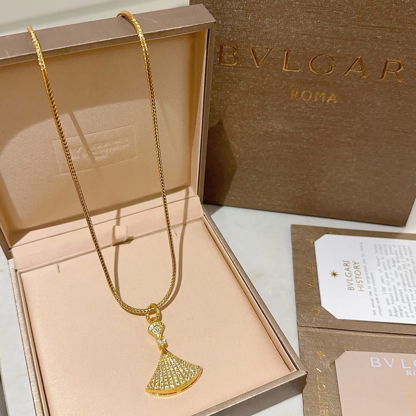 SunProtective Bvlgari Necklace 5144