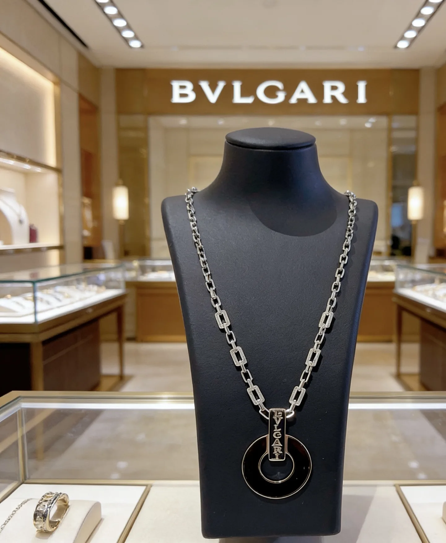 Sporty Bvlgari Necklace 5129