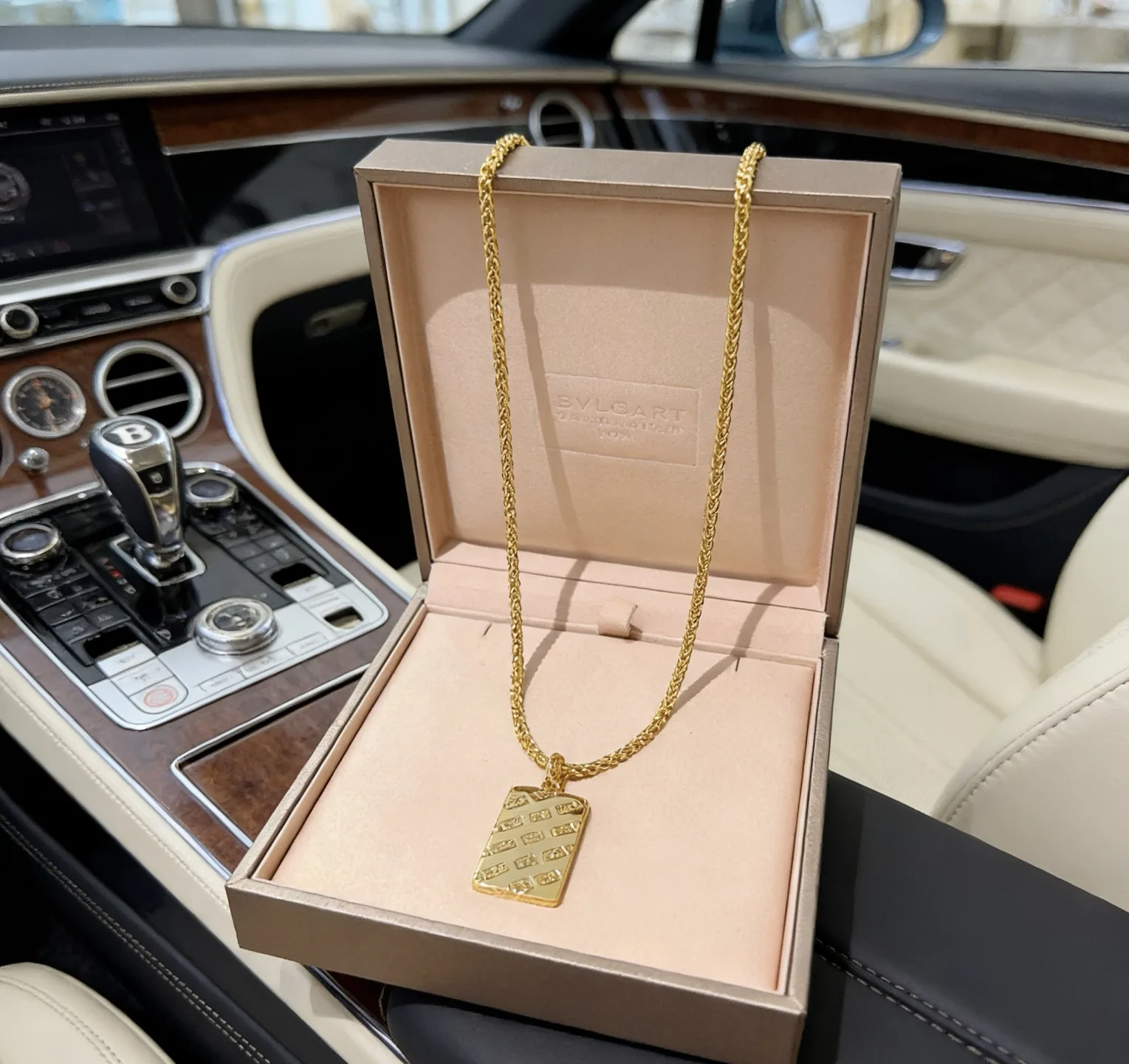 TechFriendly Bvlgari Necklace 5122