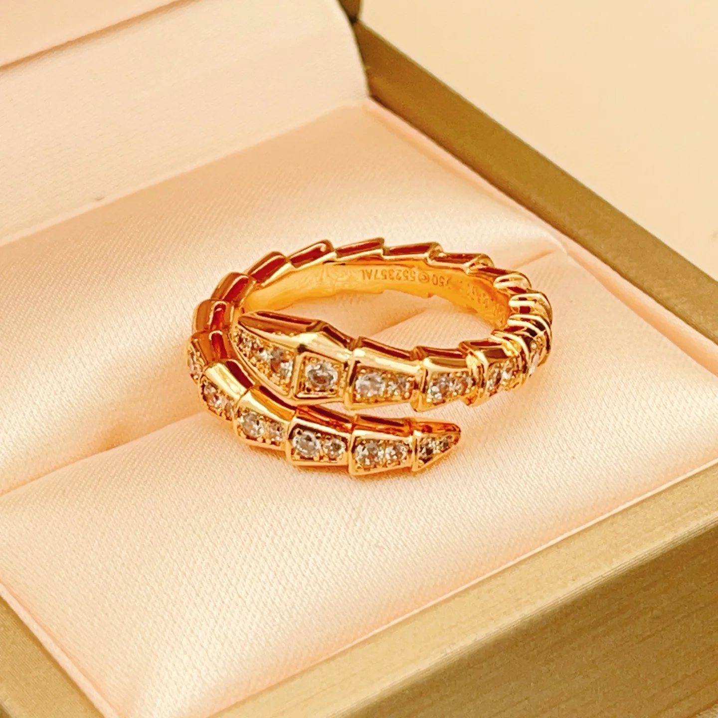 Bvlgari Ring Soft 5237