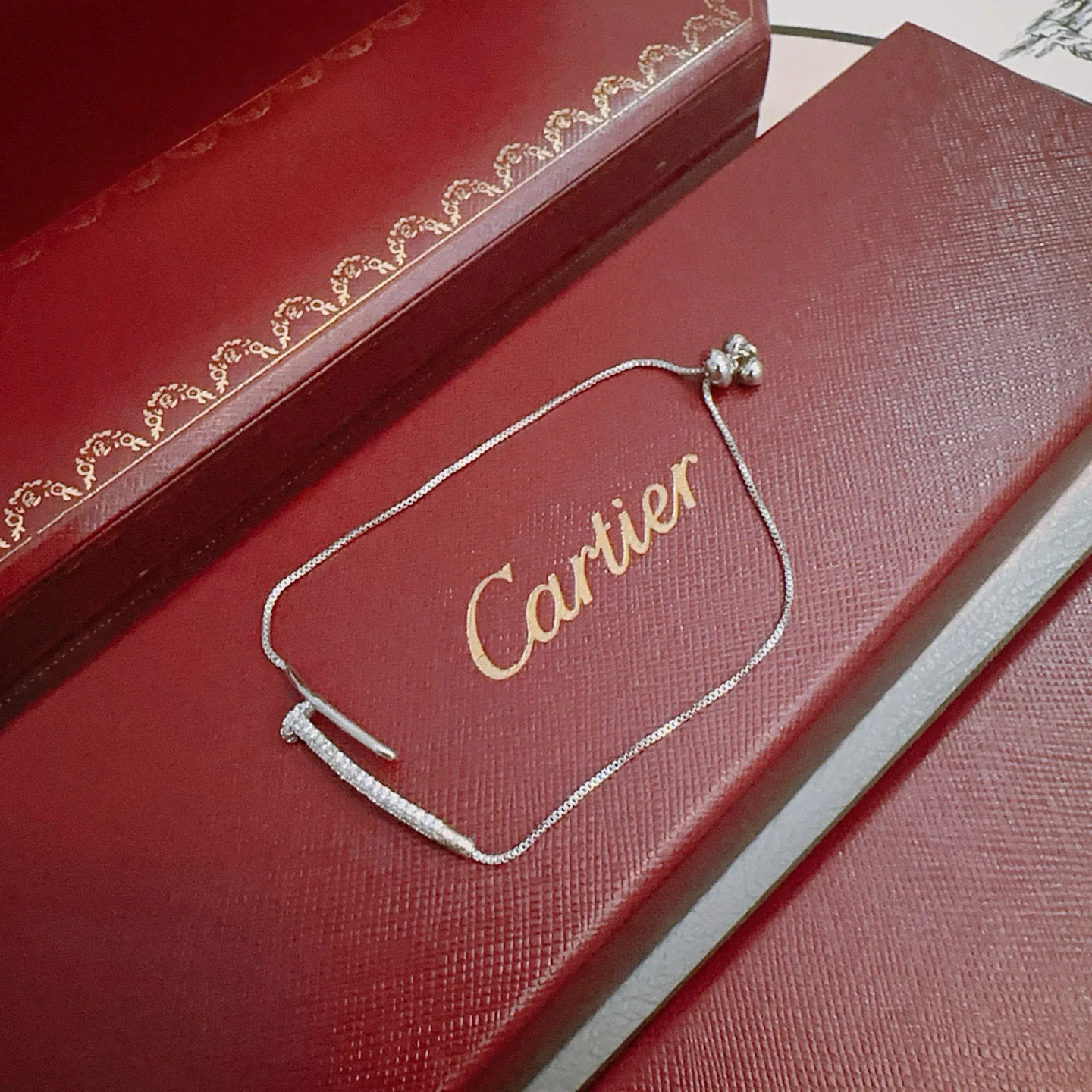 ModernLook Cartier Bracelet 5010
