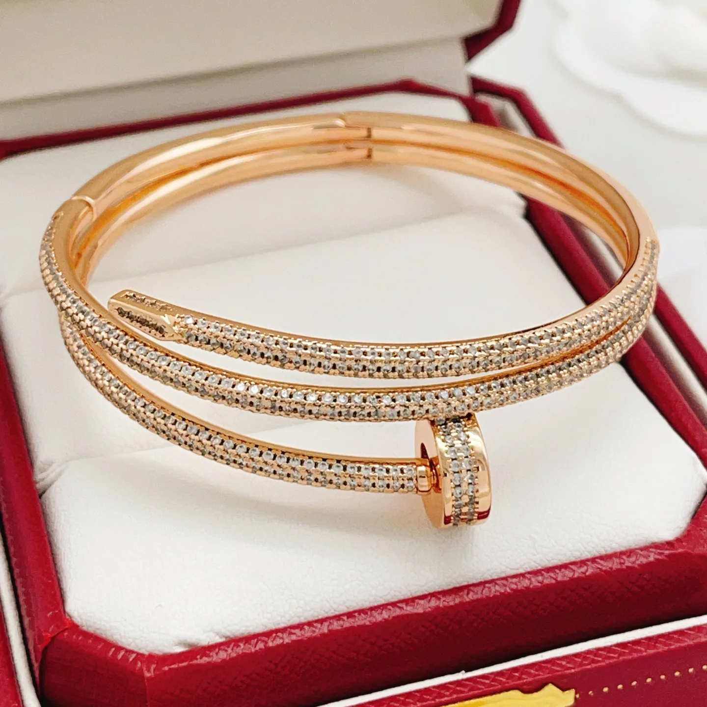 Resilient Cartier Bracelet 5021