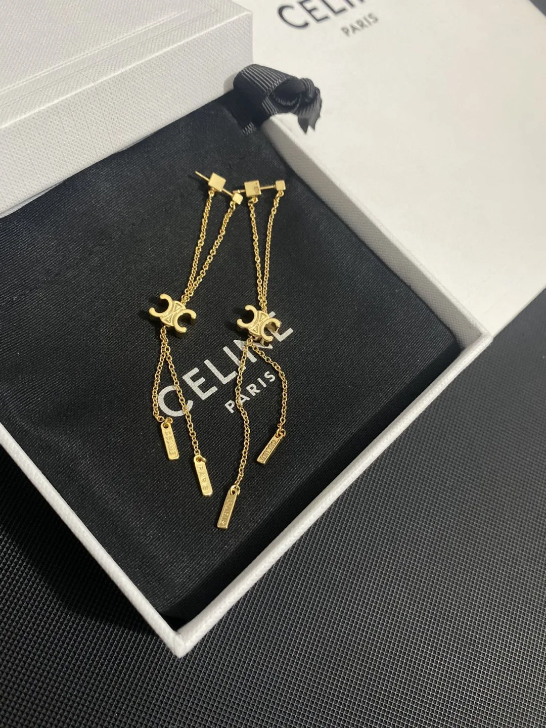 Durable Celine Earrings 5823