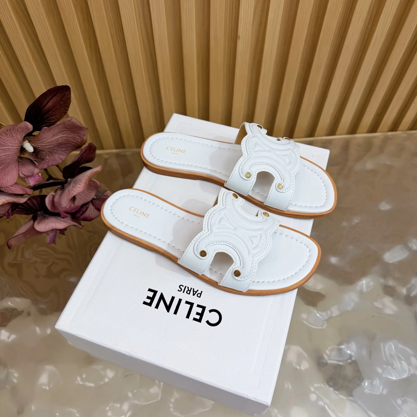 Celine Slippers BestValue 5877