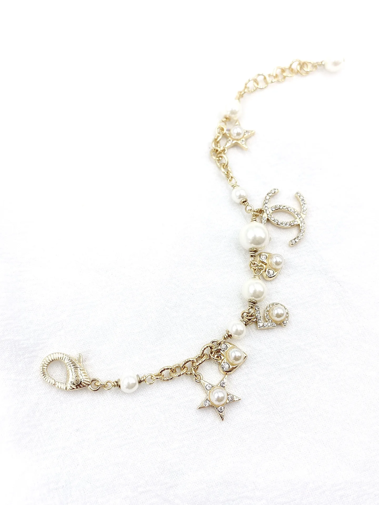 Chanel Bracelet Affordable 2819