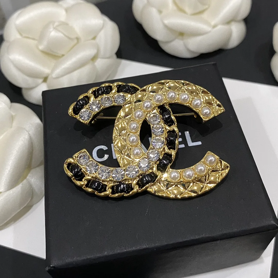 Chanel Brooch Stylish 2885