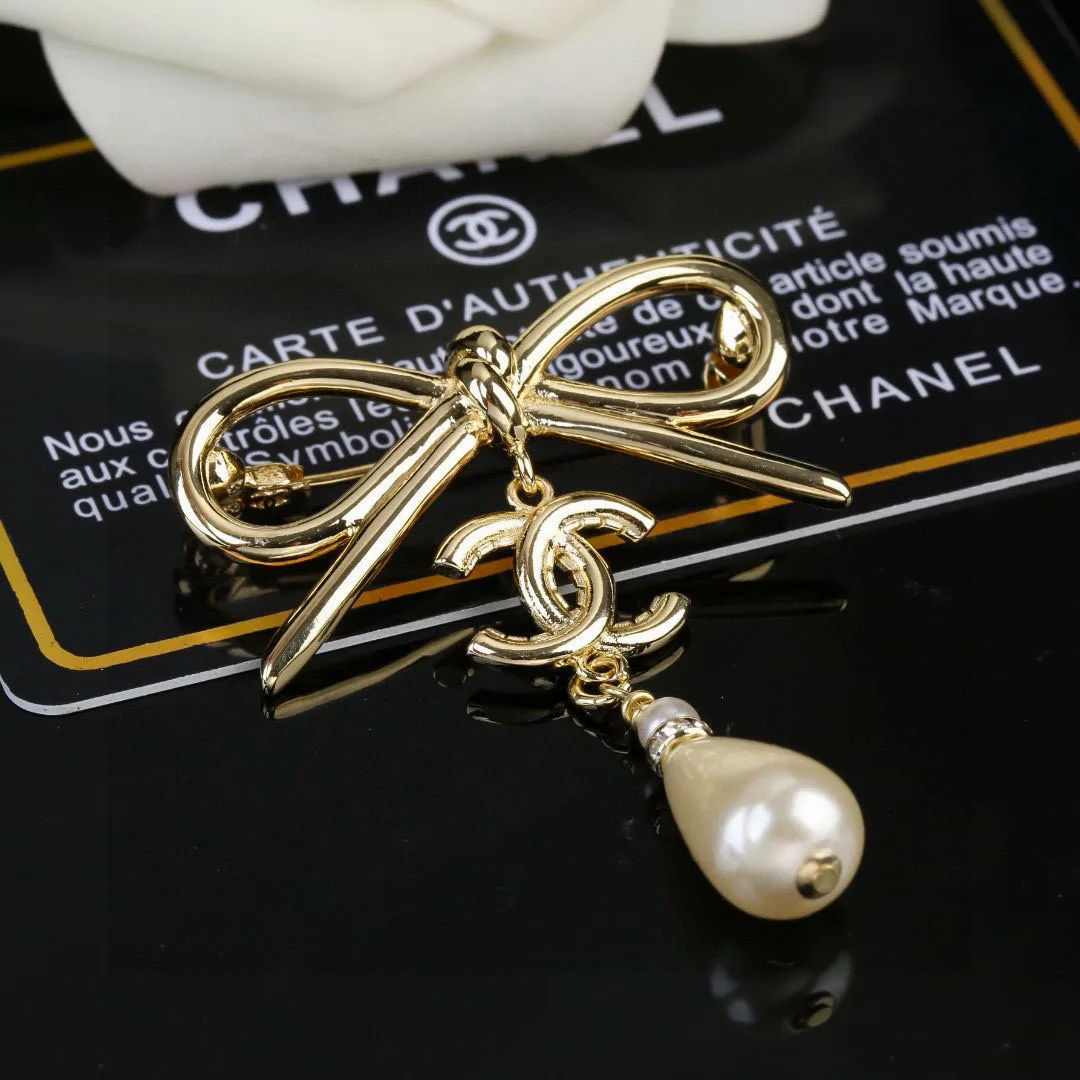 QuickDry Chanel Brooch 2861