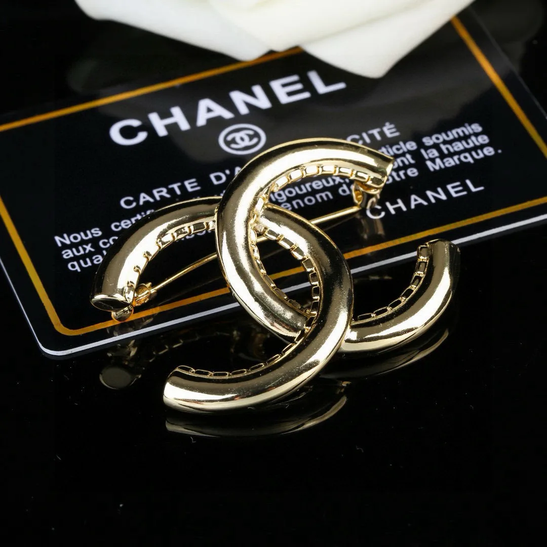 Chanel Brooch DailyWear 2869