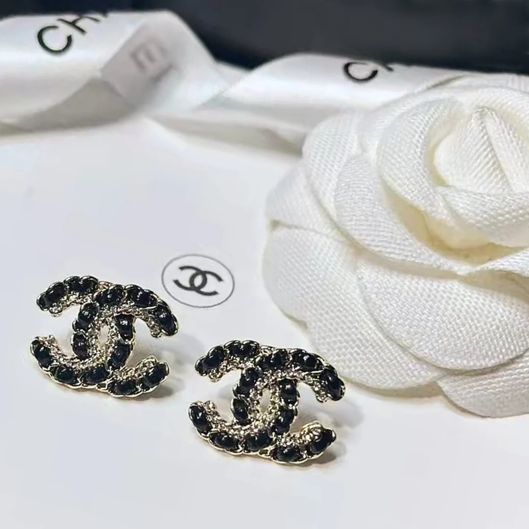 Chanel Earrings UrbanChic 3241