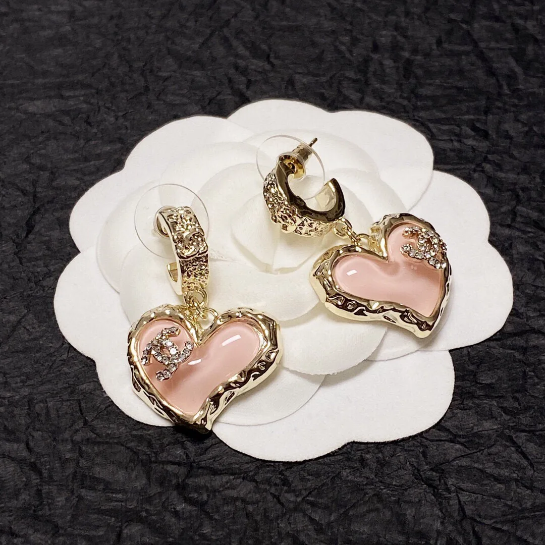 Minimalist Chanel Earrings 3309
